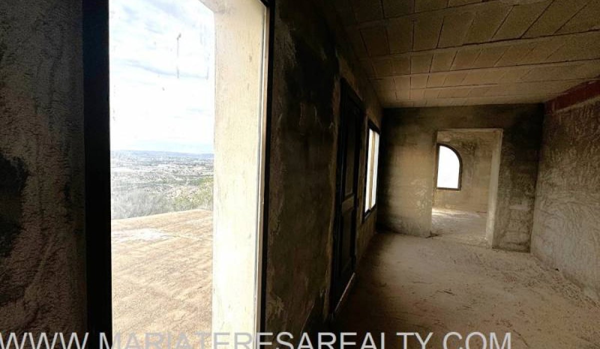 Resale - Villa - Valle del Sol