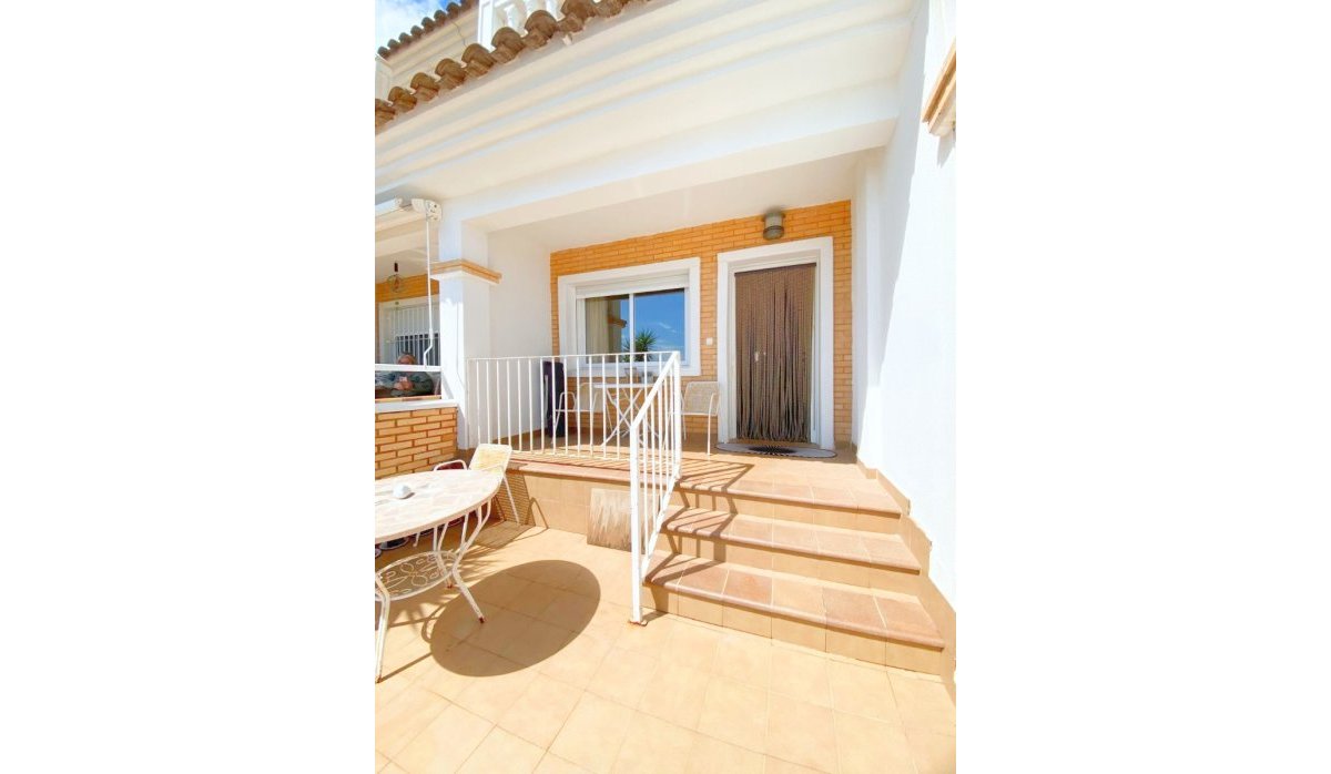 Reventa - Apartamento / piso - Los Alcazares