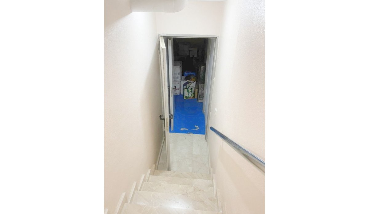 Reventa - Apartamento / piso - Los Alcazares