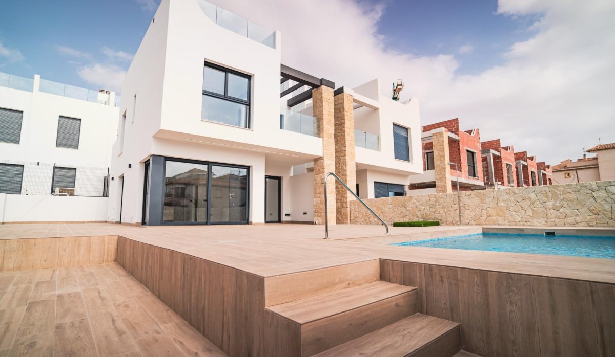 Obra nueva - Villa - Orihuela Costa - Punta Prima
