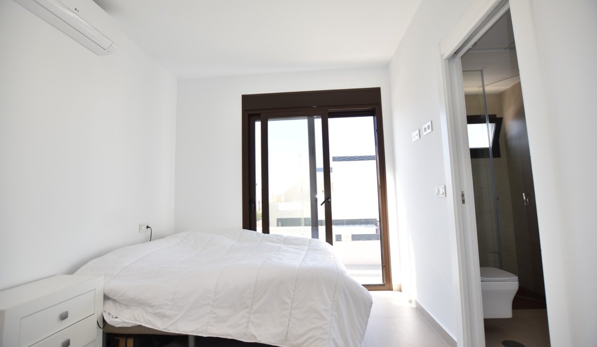 Resale - Villa - Benijofar