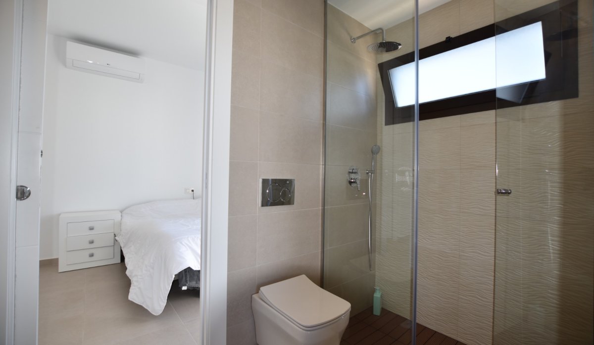 Resale - Villa - Benijofar