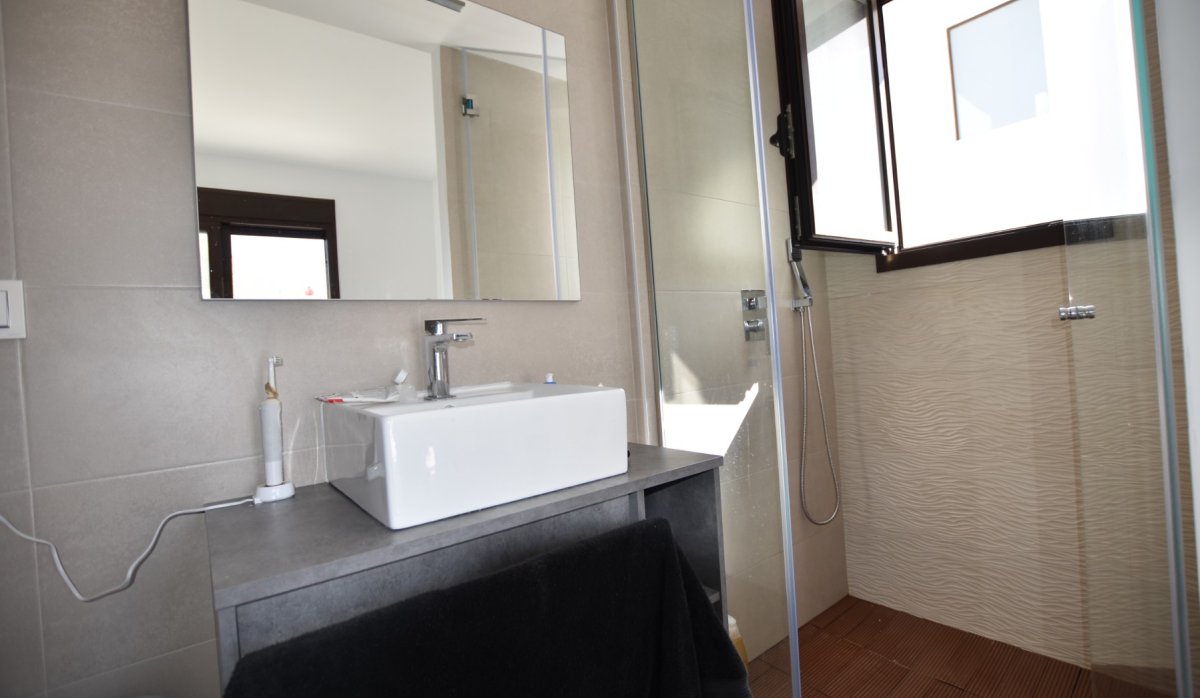 Resale - Villa - Benijofar