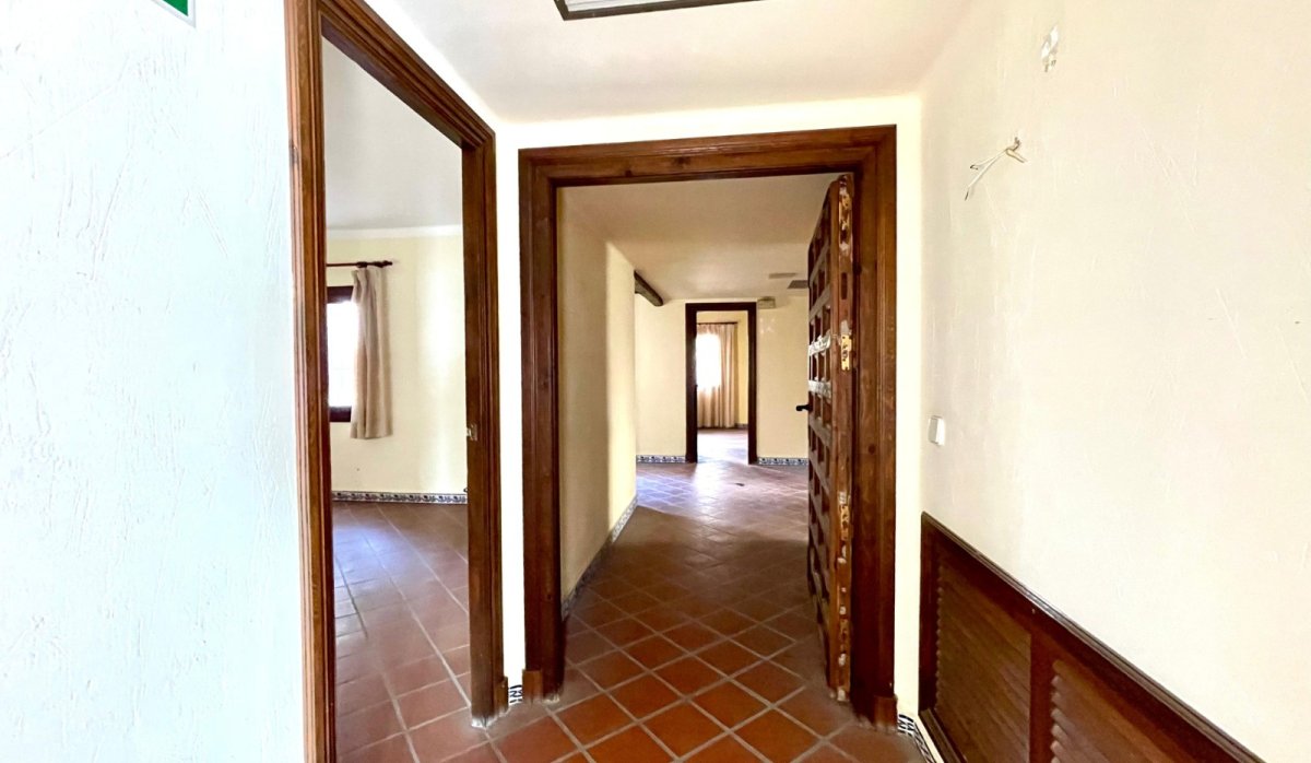 Revente - Commercial - Torrevieja - Playa Los Locos