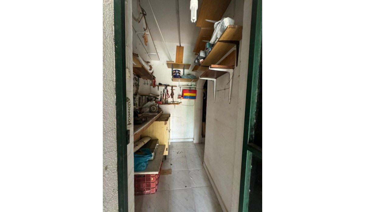 Resale - Apartment / flat - Torrevieja - La Mata