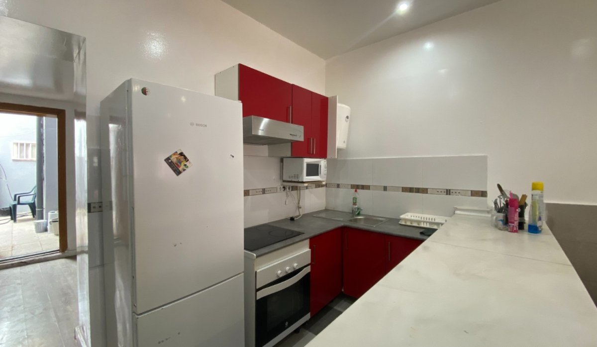Resale - Apartment / flat - Torrevieja - Center