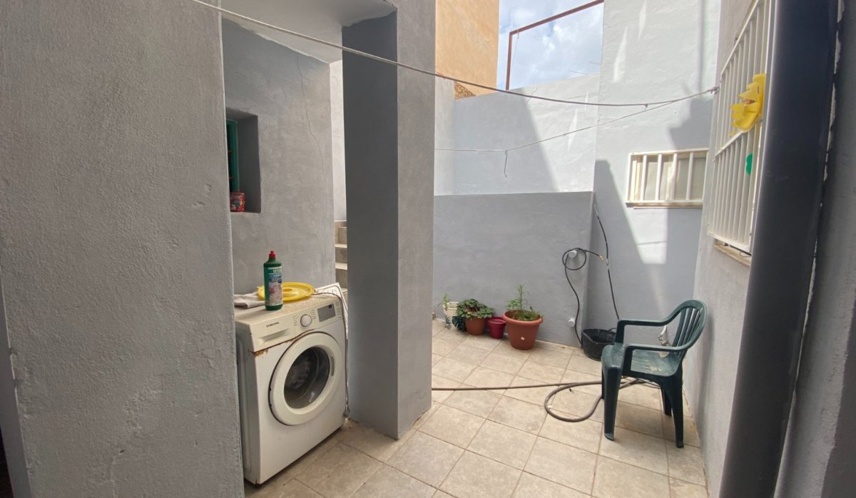 Resale - Apartment / flat - Torrevieja - Center