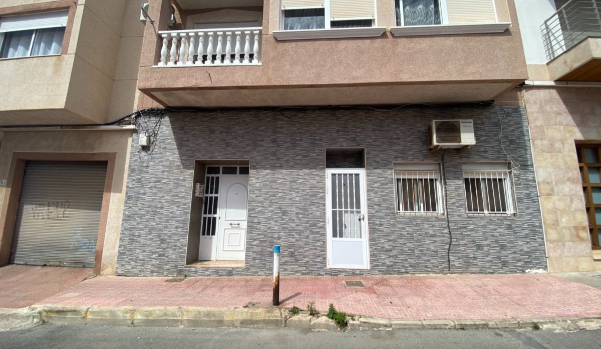 Resale - Apartment / flat - Torrevieja - Center