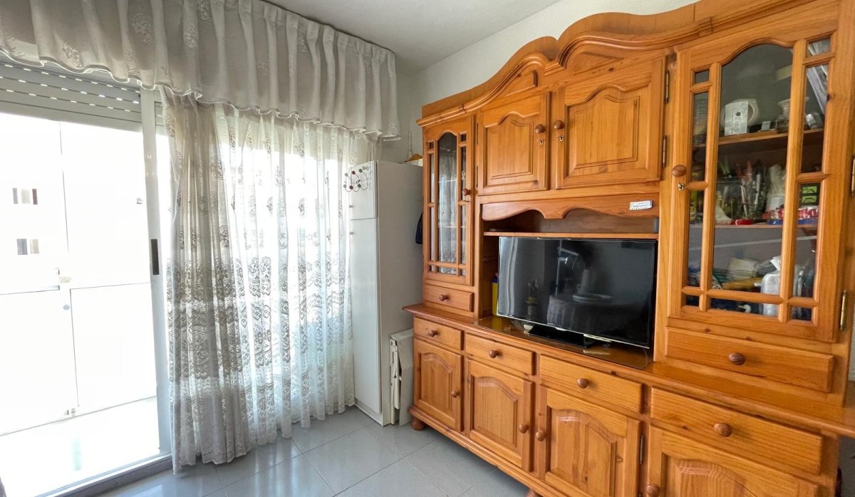 Resale - Apartment / flat - Punta Prima