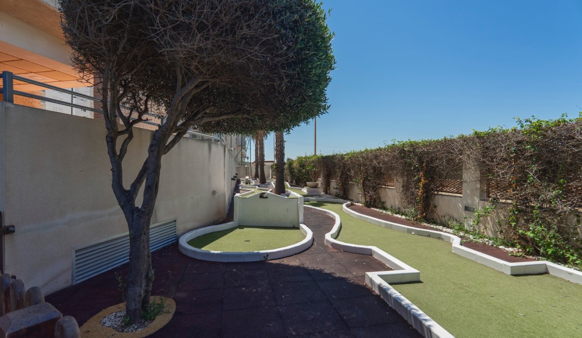 Resale - Apartment / flat - Guardamar del Segura - Puerto Deportivo