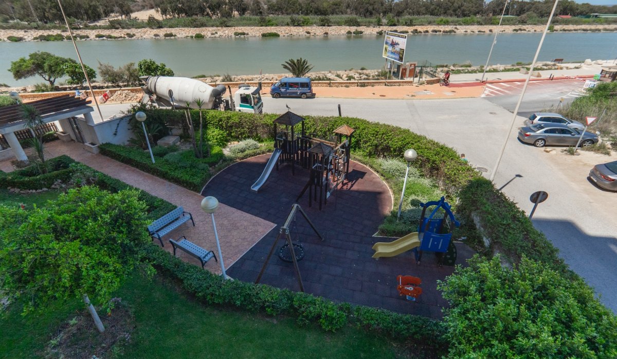 Resale - Apartment / flat - Guardamar del Segura - Puerto Deportivo