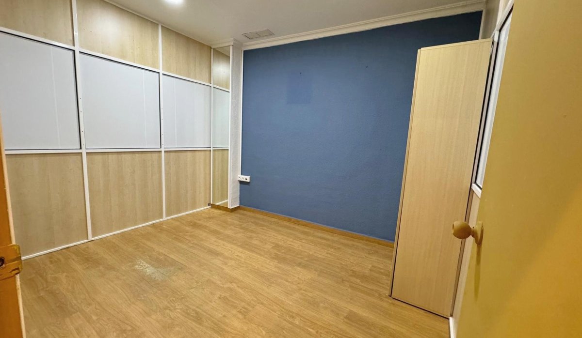 Revente - Commercial - Guardamar del Segura