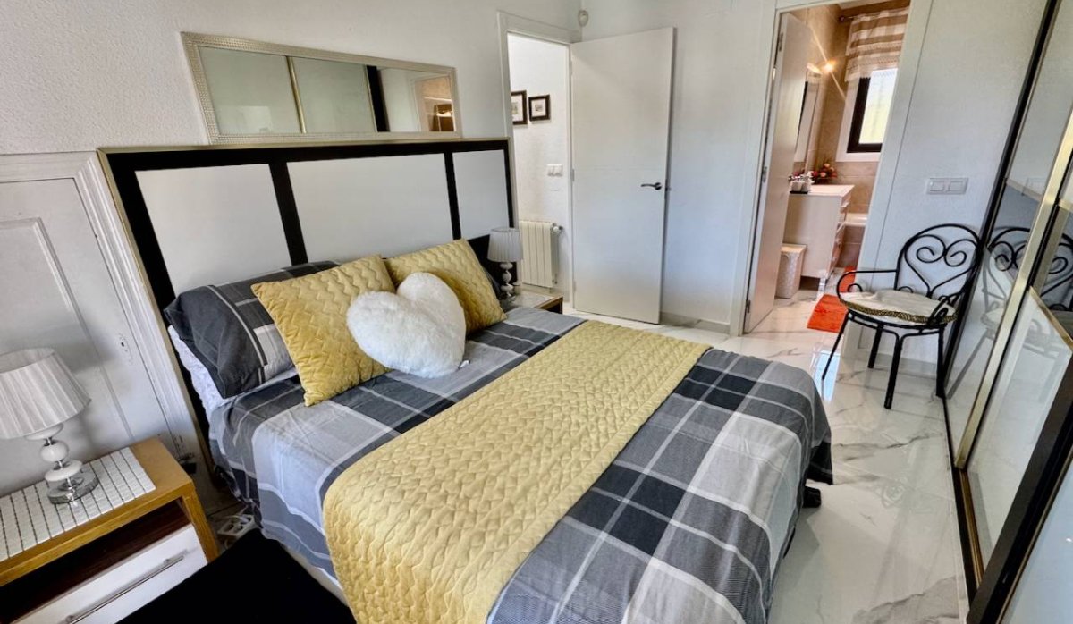 Resale - Villa - Algorfa - Lomas de La Juliana