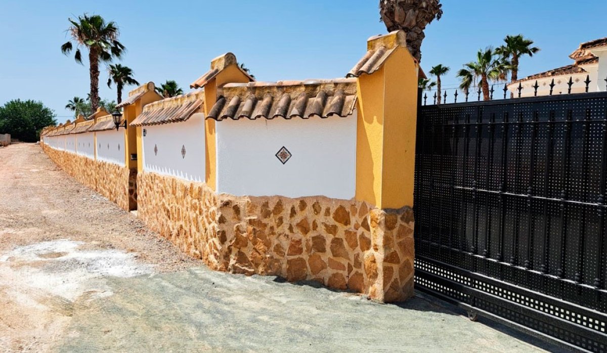 Resale - Villa - Catral - Catral - Country