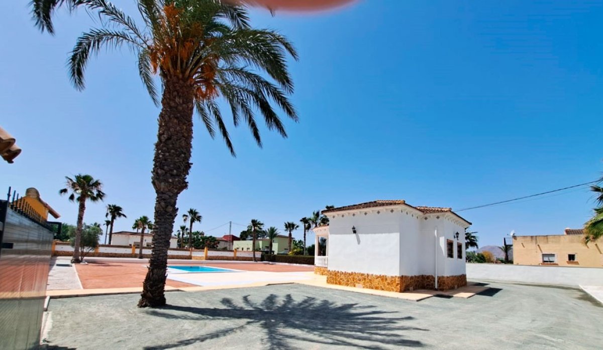 Resale - Villa - Catral - Catral - Country