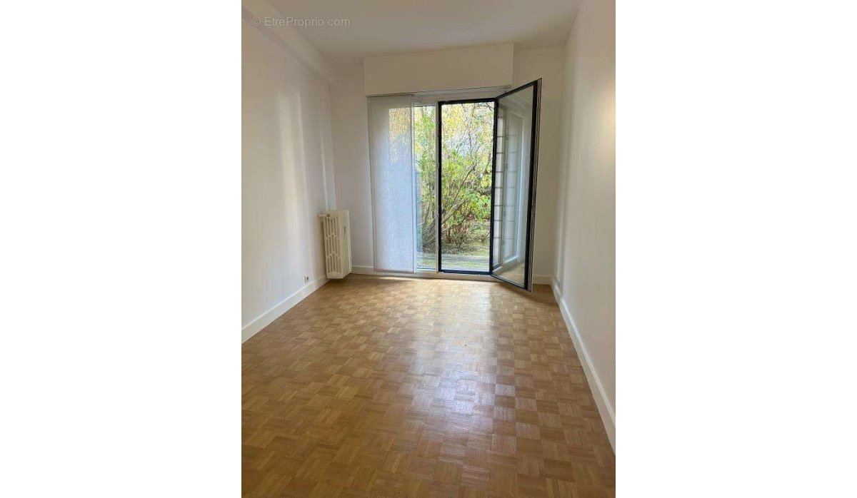 Revente - Appartement - Paris