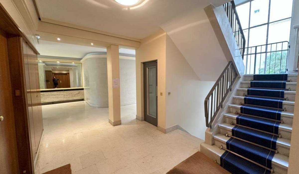 Revente - Appartement - Paris