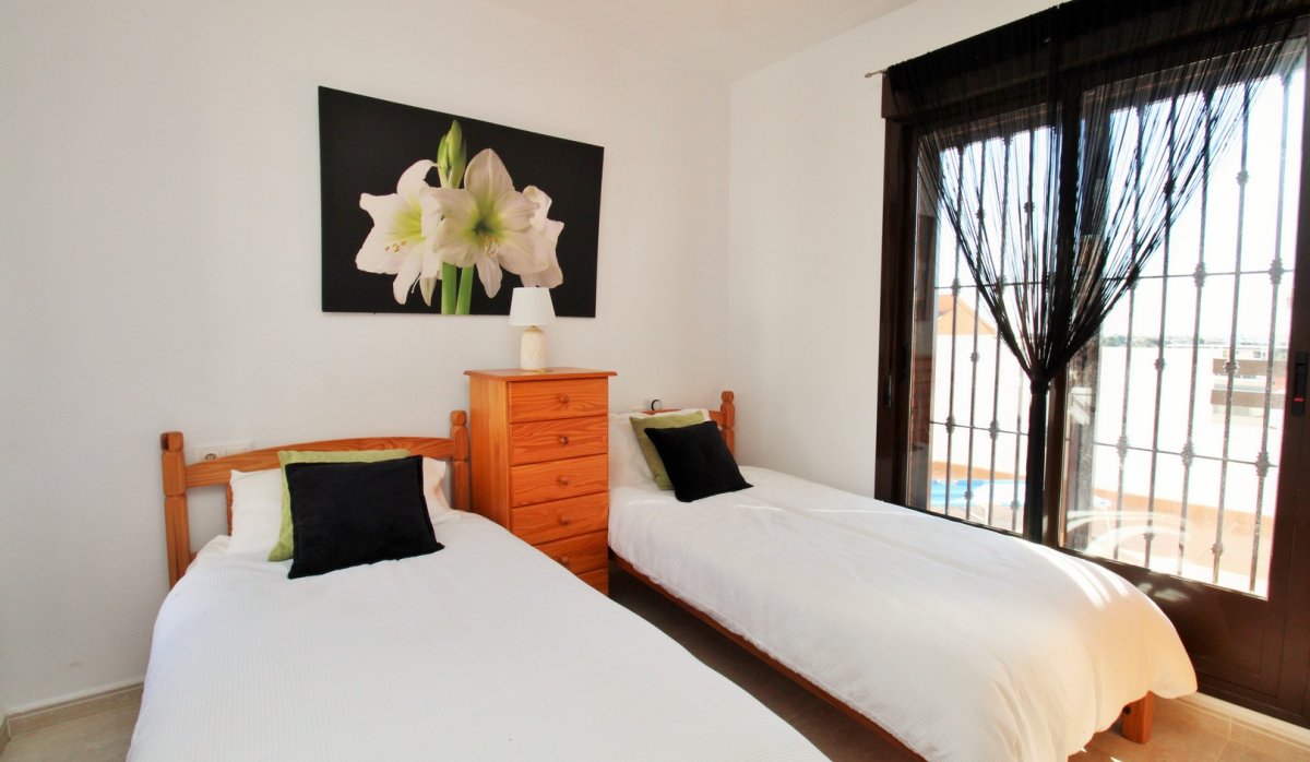 Revente - Villa - Villamartín - PAU 8