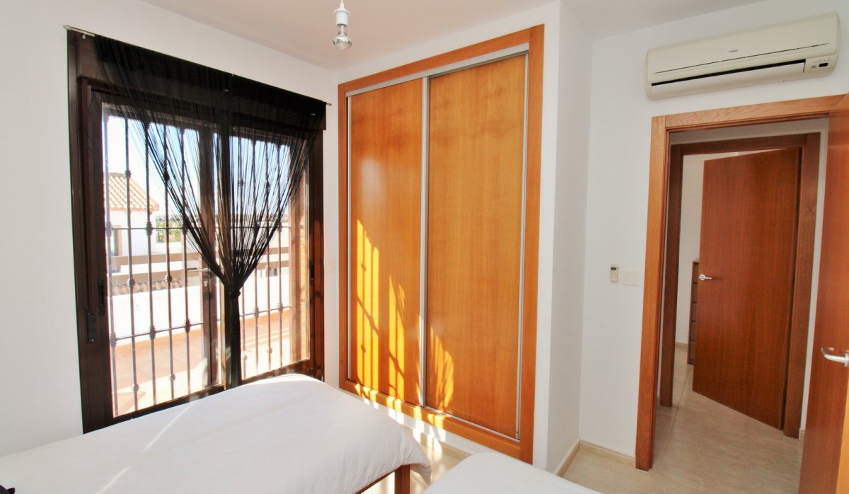 Revente - Villa - Villamartín - PAU 8