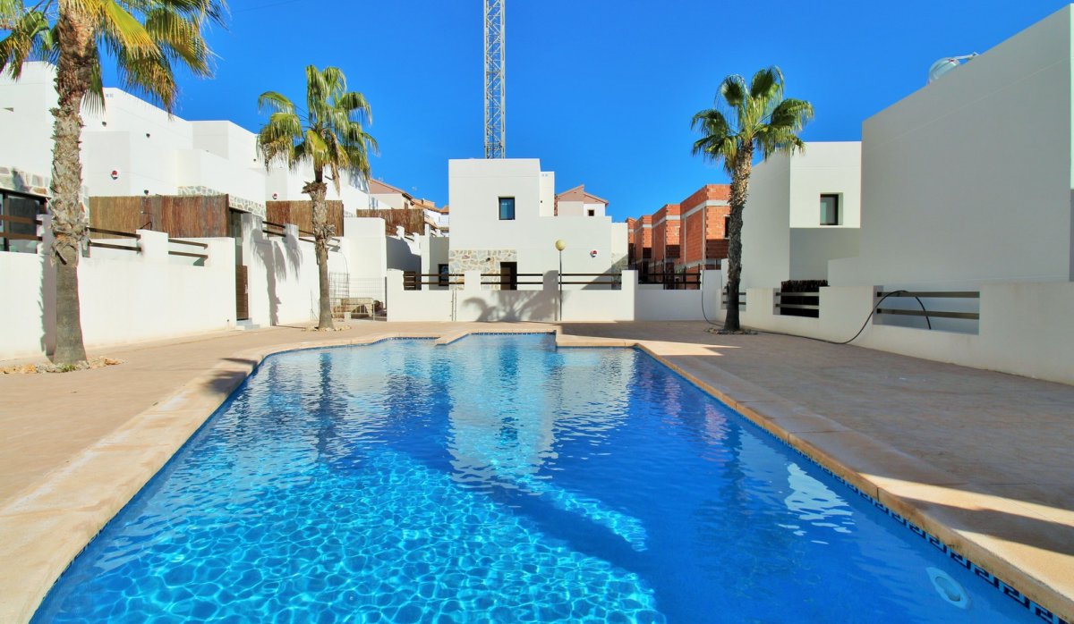 Revente - Villa - Villamartín - PAU 8