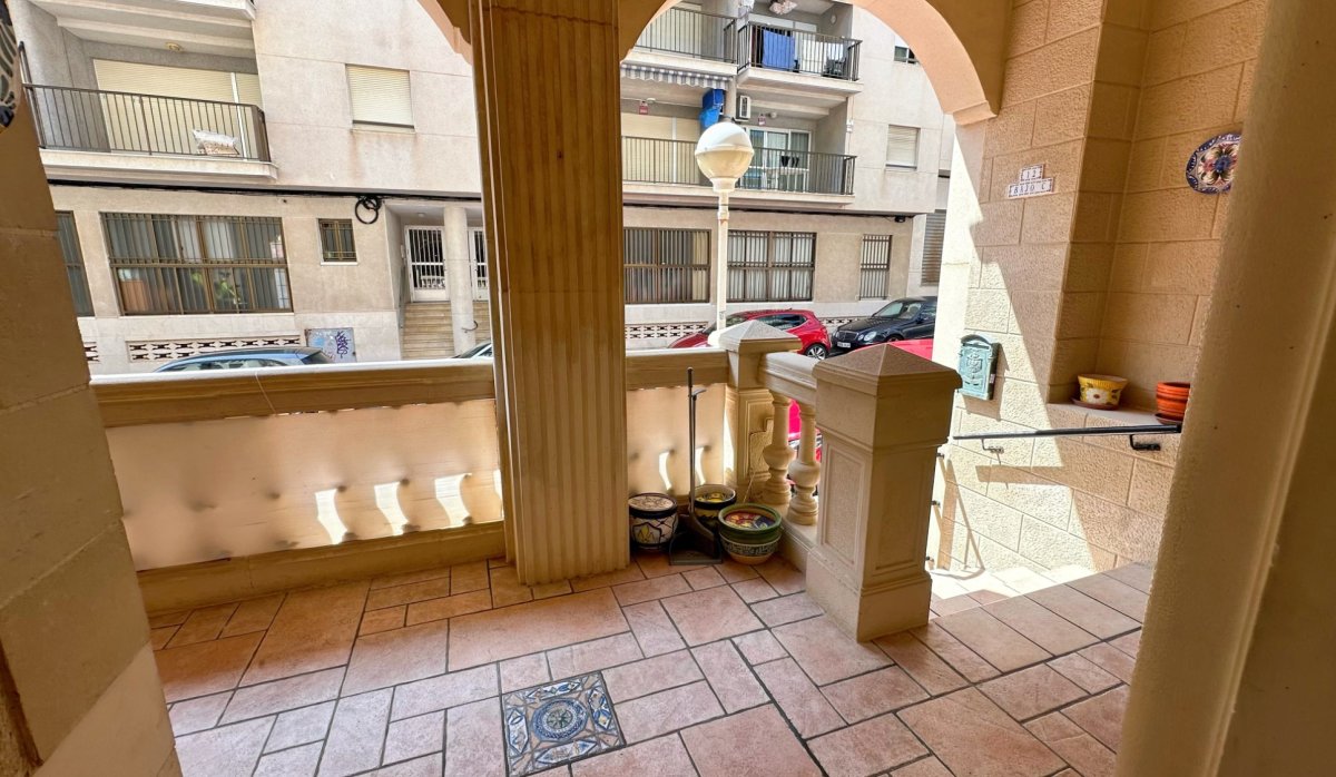 Resale - Apartment / flat - Guardamar del Segura - Center