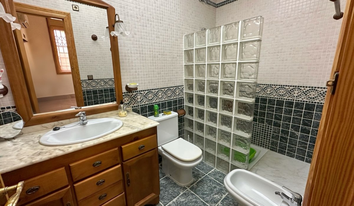 Resale - Apartment / flat - Guardamar del Segura - Center