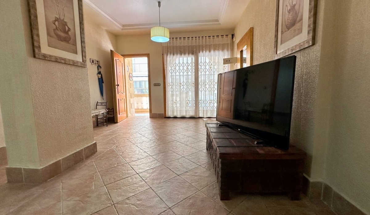Resale - Apartment / flat - Guardamar del Segura - Center