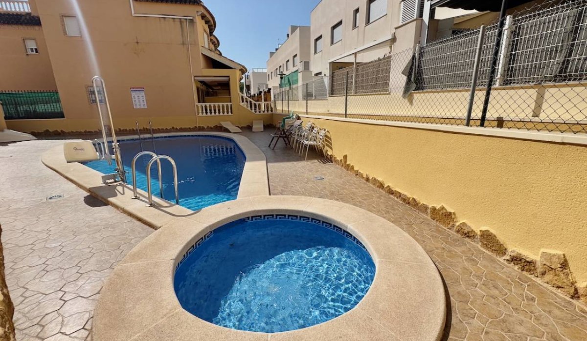 Revente - Villa - Guardamar del Segura